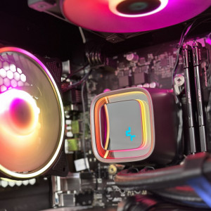 INTOP AQUA Ryzen 5 7500X3D 32GB DDR5 1TB SSD M.2 NVME+2TB RTX5070 12GB WIN11Pro